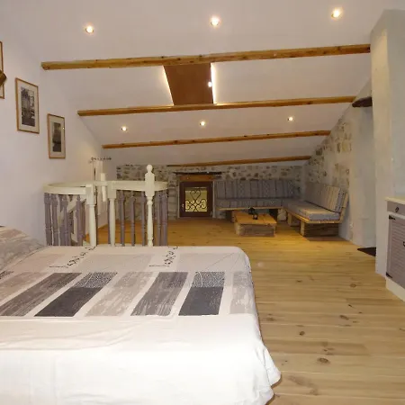 Du Galibot Cambalotte Bed & Breakfast