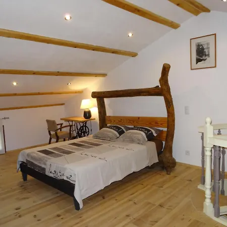 Du Galibot Cambalotte Bed & Breakfast 3*